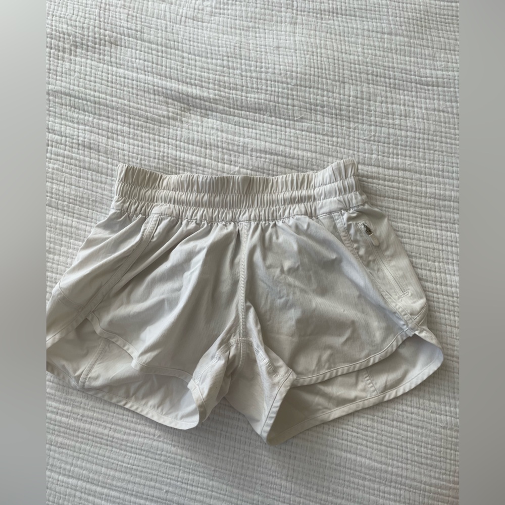 Lululemon Tracker Low-Rise Lined Short 4” - image 4